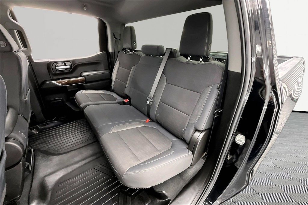 Used 2019 GMC Sierra 1500 SLE w/ X31 Off-Road Package AWD/4WD image 27