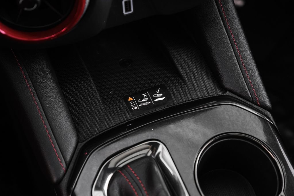 Used 2020 Chevrolet Blazer RS FWD image 31