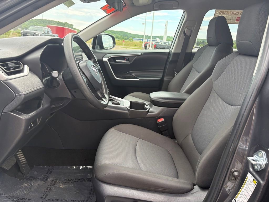 Certified 2025 Toyota RAV4 XLE AWD/4WD image 12