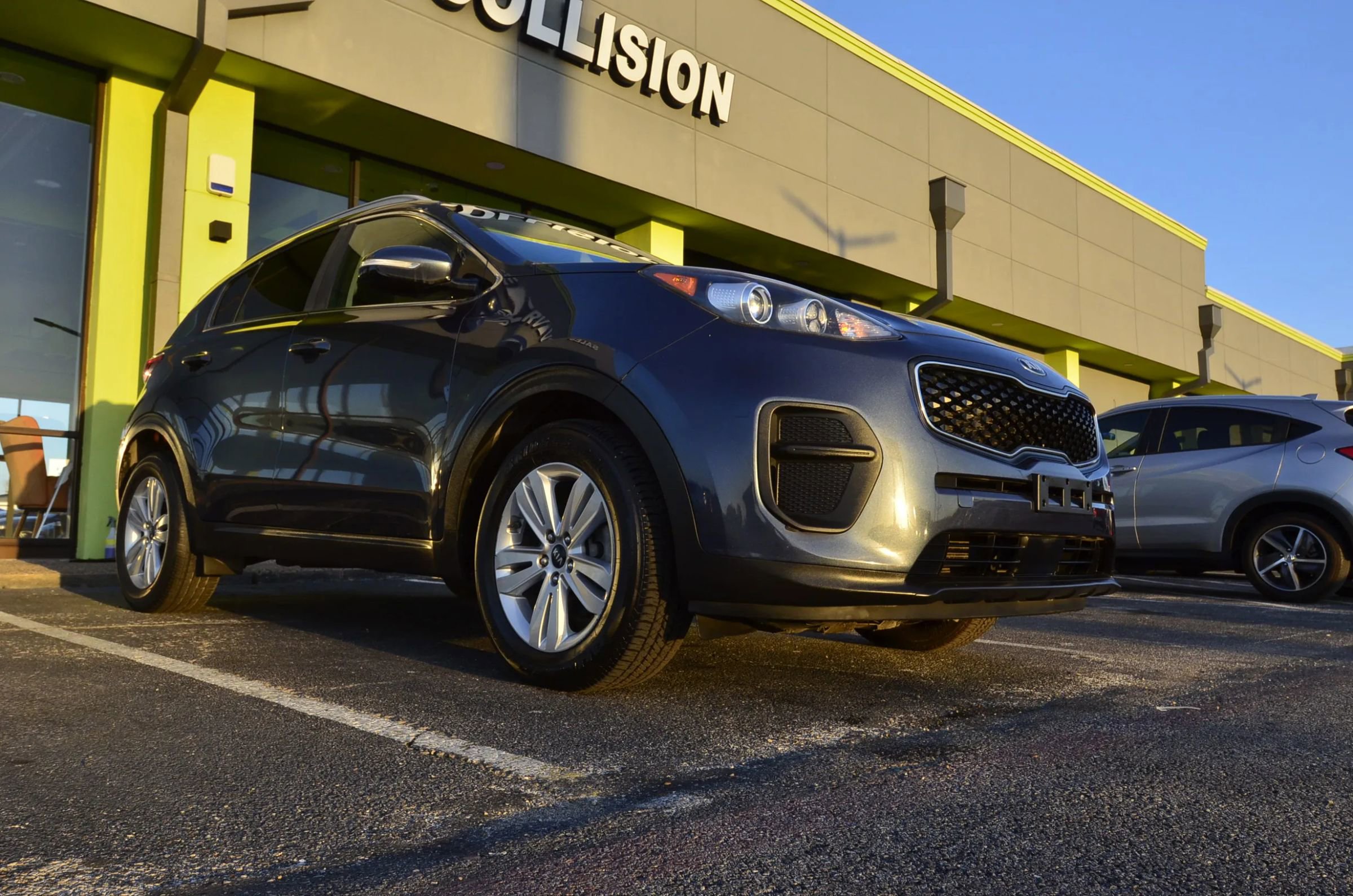 Used 2018 Kia Sportage LX w/ LX Technology Package image 6