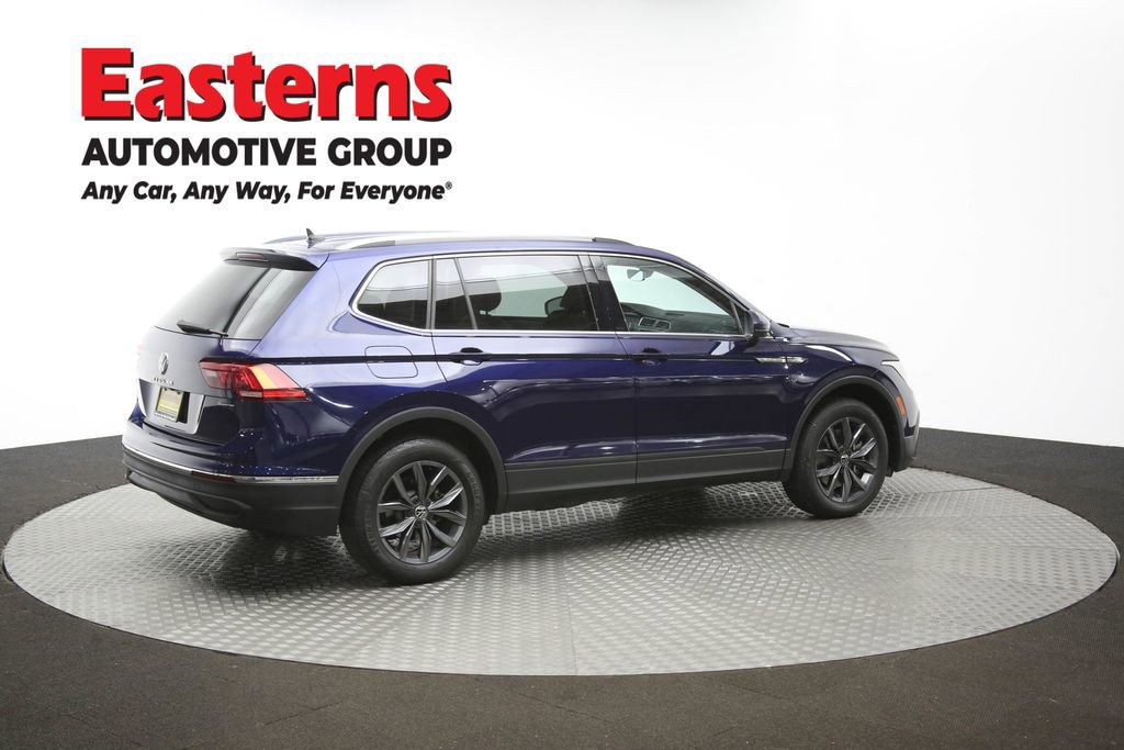 Used 2022 Volkswagen Tiguan SE image 40
