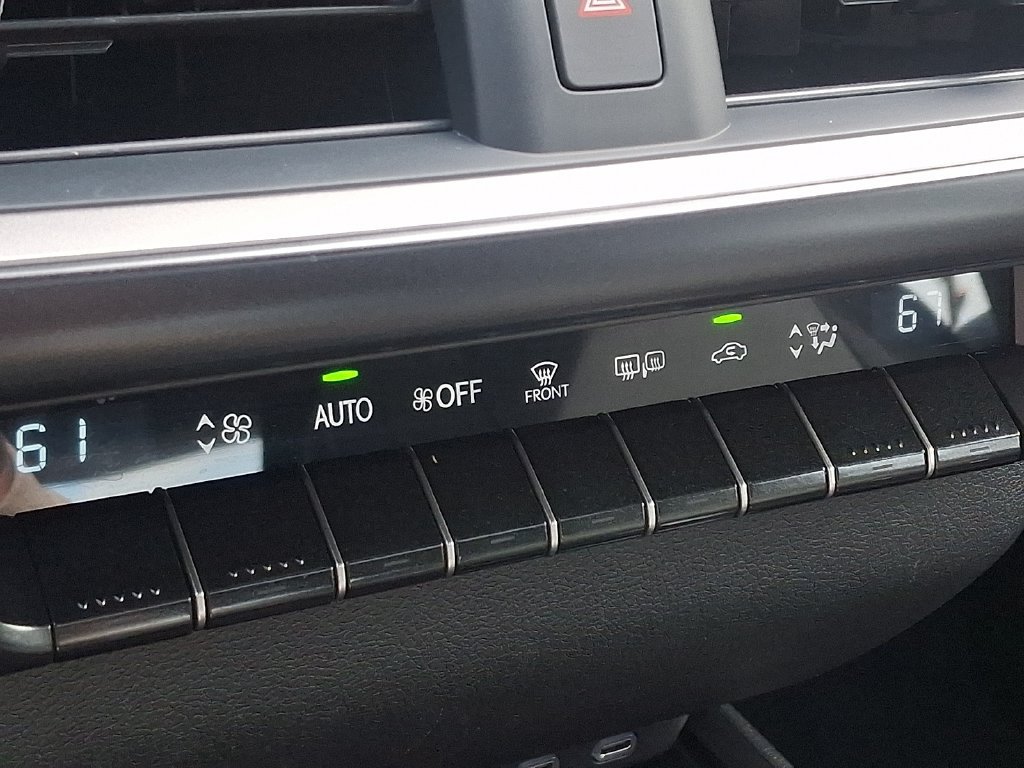 Used 2024 Lexus UX 250h AWD w/ Premium Package image 18