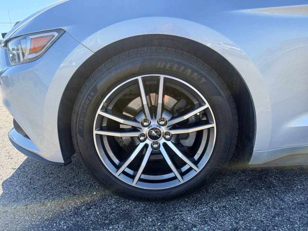Used 2017 Ford Mustang Premium RWD image 22