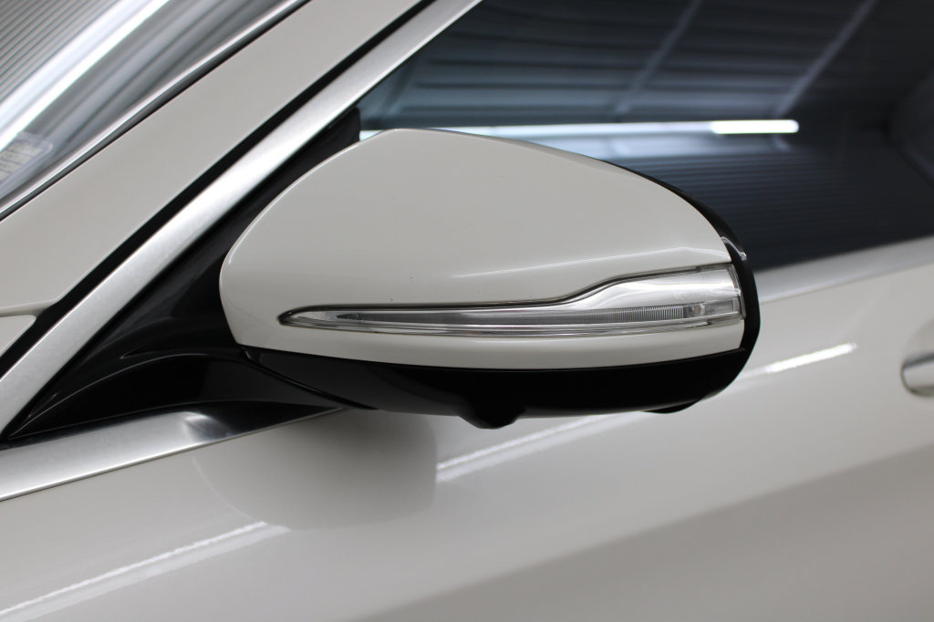 Used 2017 Mercedes-Benz S 550 Sedan image 7