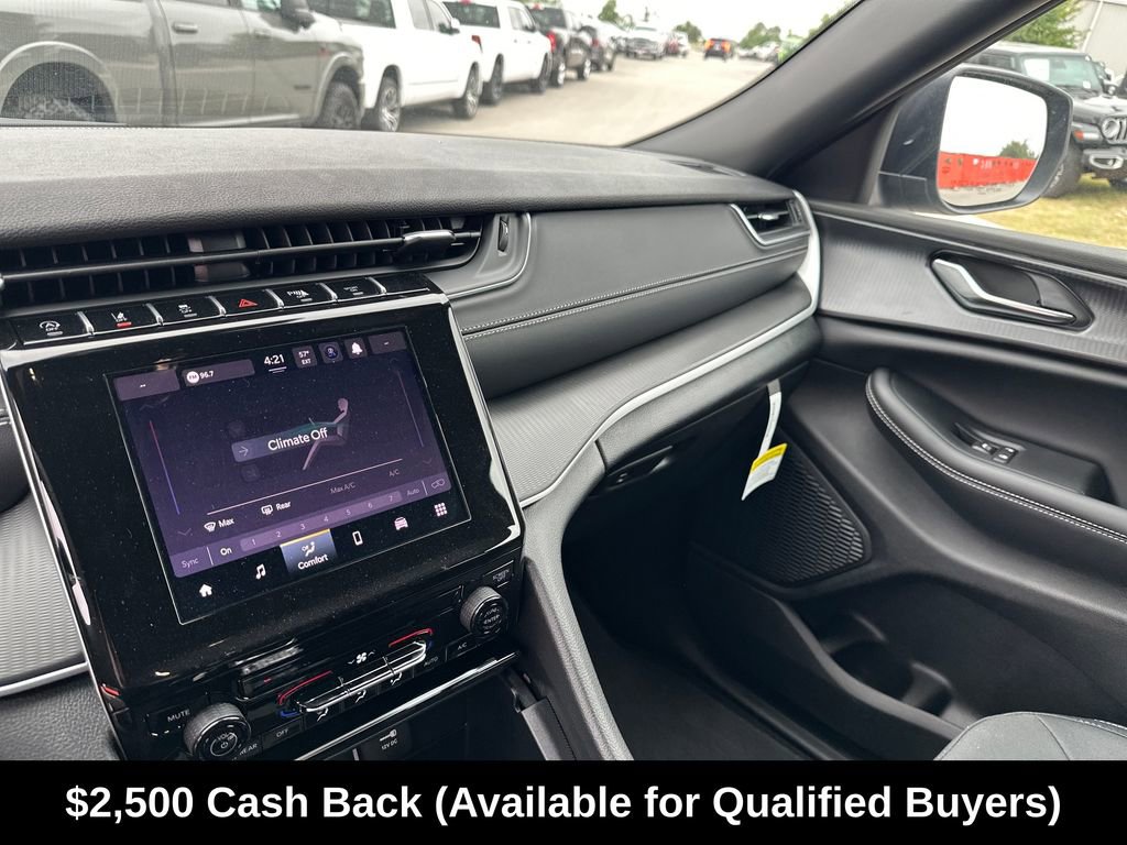 New 2026 Jeep Grand Cherokee Laredo RWD image 24