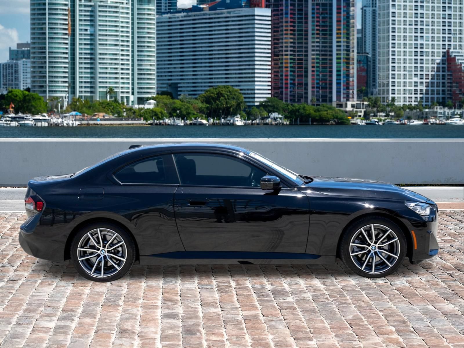 Used 2023 BMW 230i Coupe w/ Premium Package RWD image 4