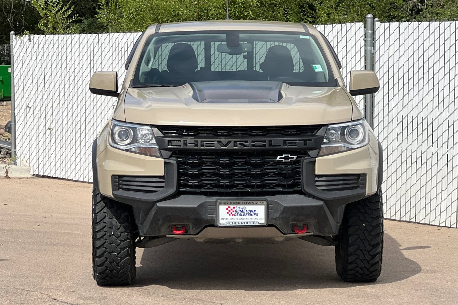 Used 2022 Chevrolet Colorado ZR2 w/ LPO, Door Decal Package AWD/4WD image 6
