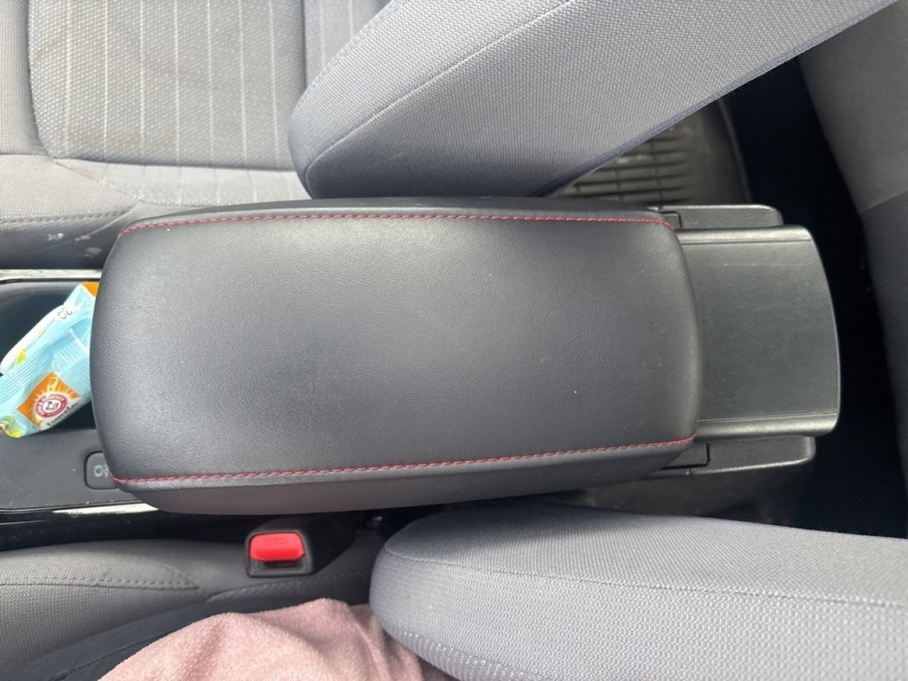 Used 2023 Toyota Corolla SE image 18