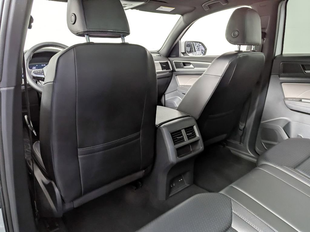 Used 2022 Volkswagen Atlas Cross Sport SEL AWD/4WD image 43