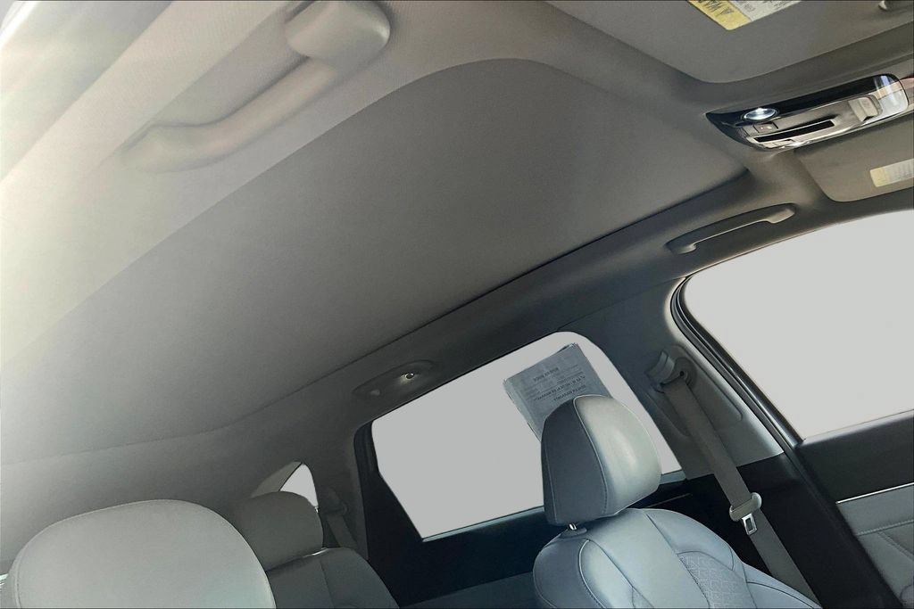 Certified 2023 Kia Sorento SX AWD/4WD image 26