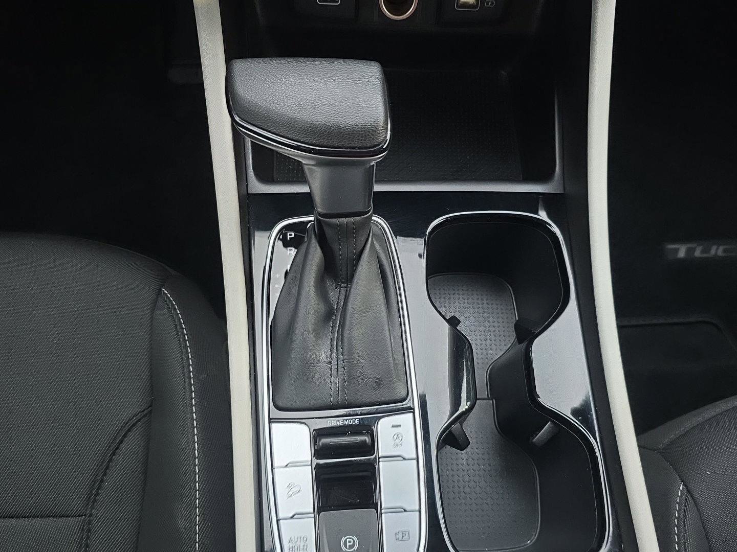 Used 2024 Hyundai Tucson SE image 13