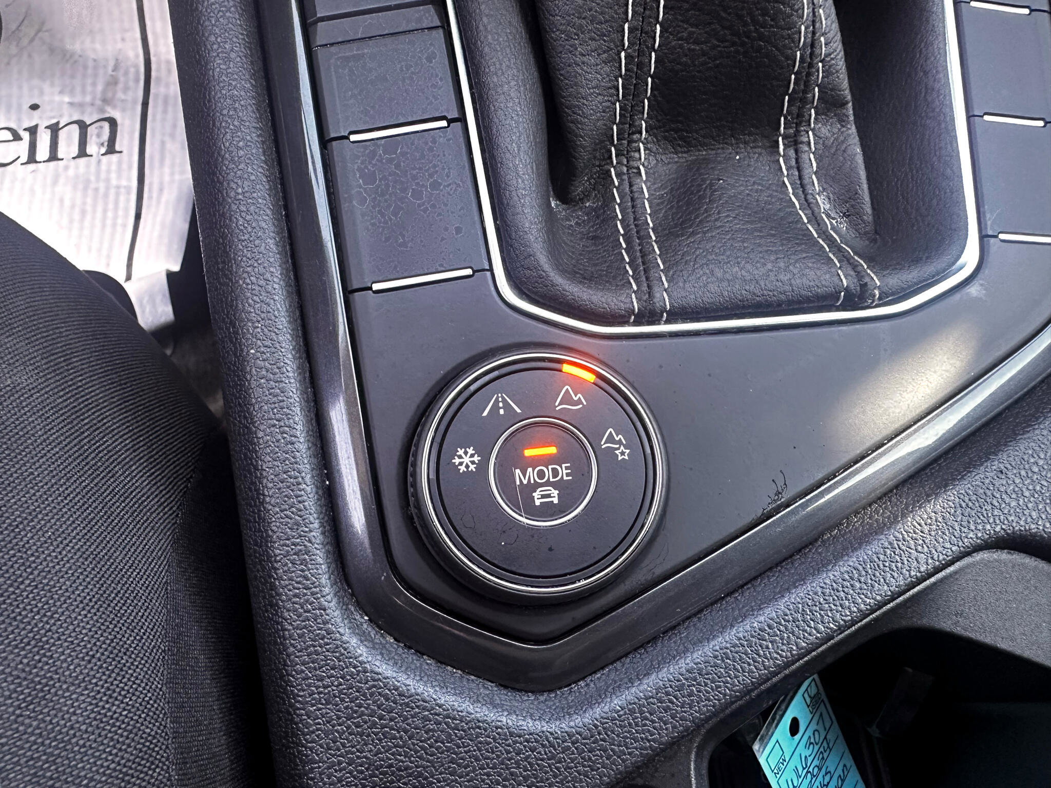 Used 2024 Volkswagen Tiguan S image 24