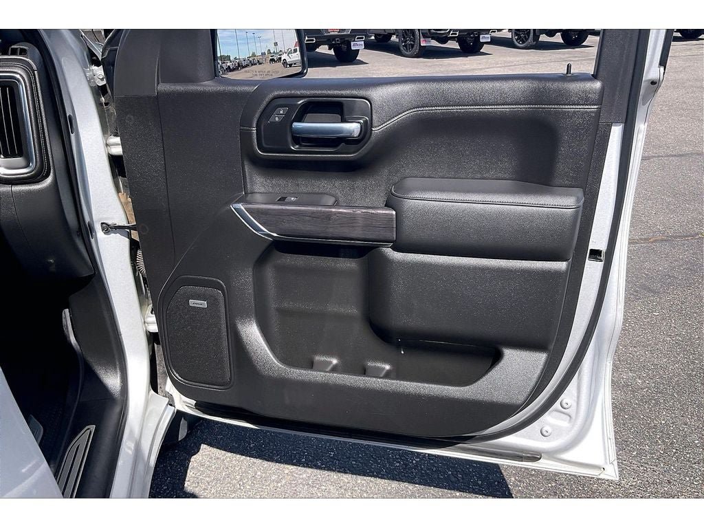 Used 2019 Chevrolet Silverado 1500 LTZ AWD/4WD image 25
