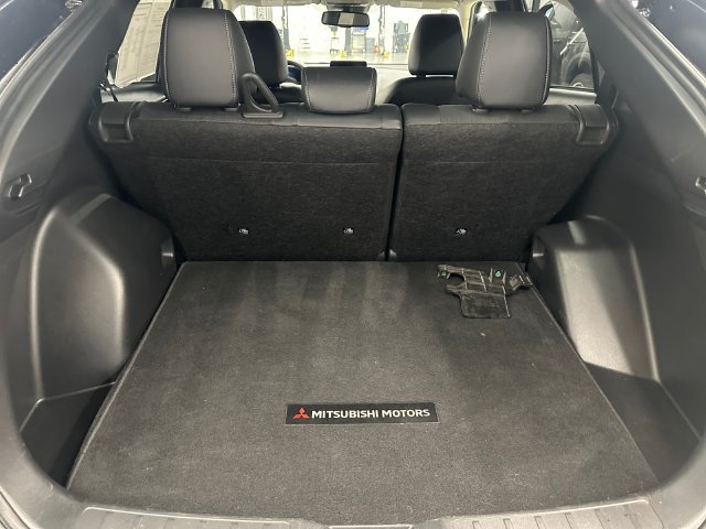 Used 2025 Mitsubishi Eclipse Cross SE AWD/4WD image 17