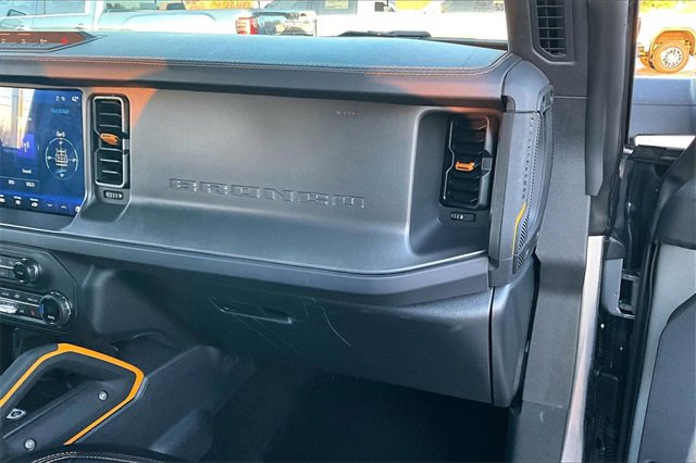 Used 2024 Ford Bronco Badlands image 26