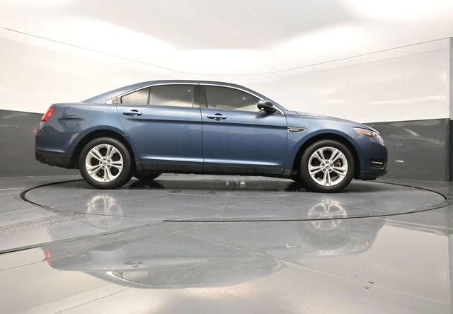 Used 2018 Ford Taurus SEL image 37