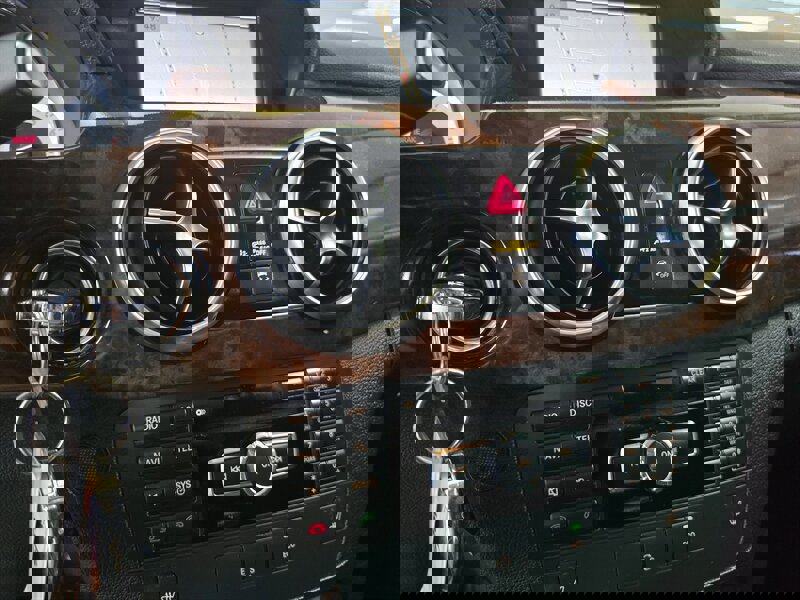 Used 2013 Mercedes-Benz GLK 350 2WD w/ Multimedia Pkg image 25