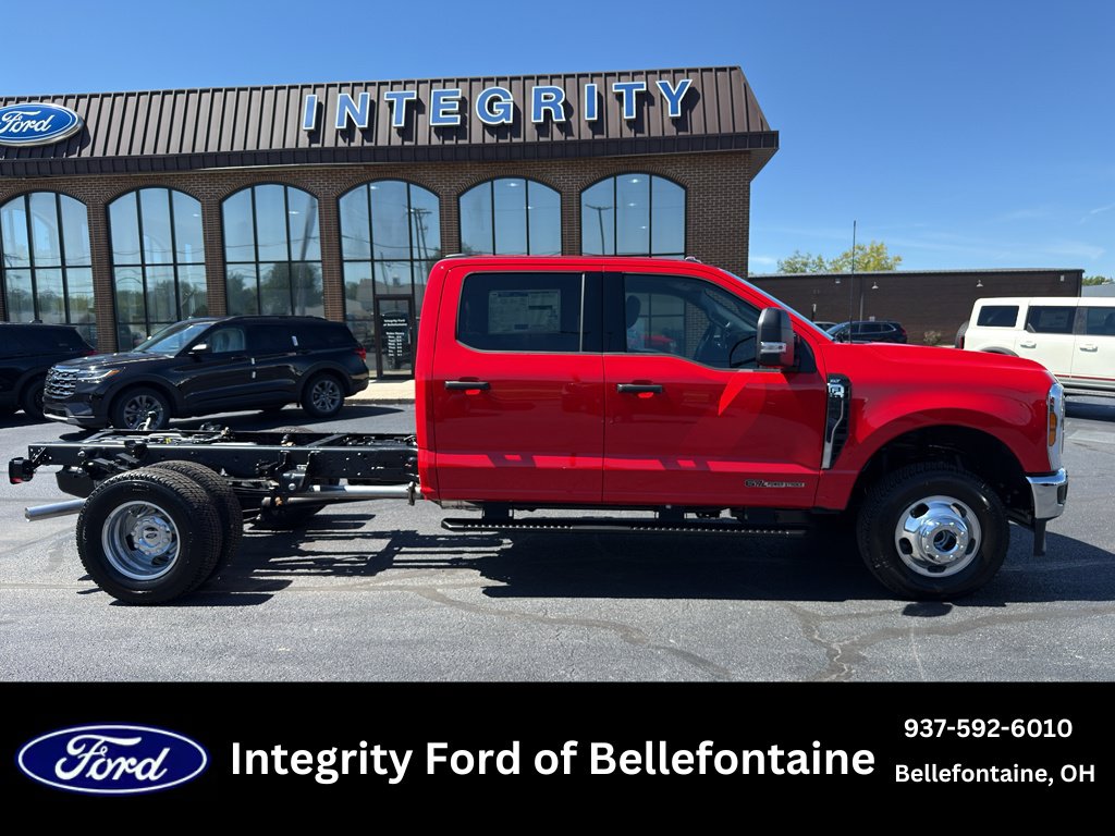 New 2026 Ford F350 XLT w/ XLT Value Package AWD/4WD image 1