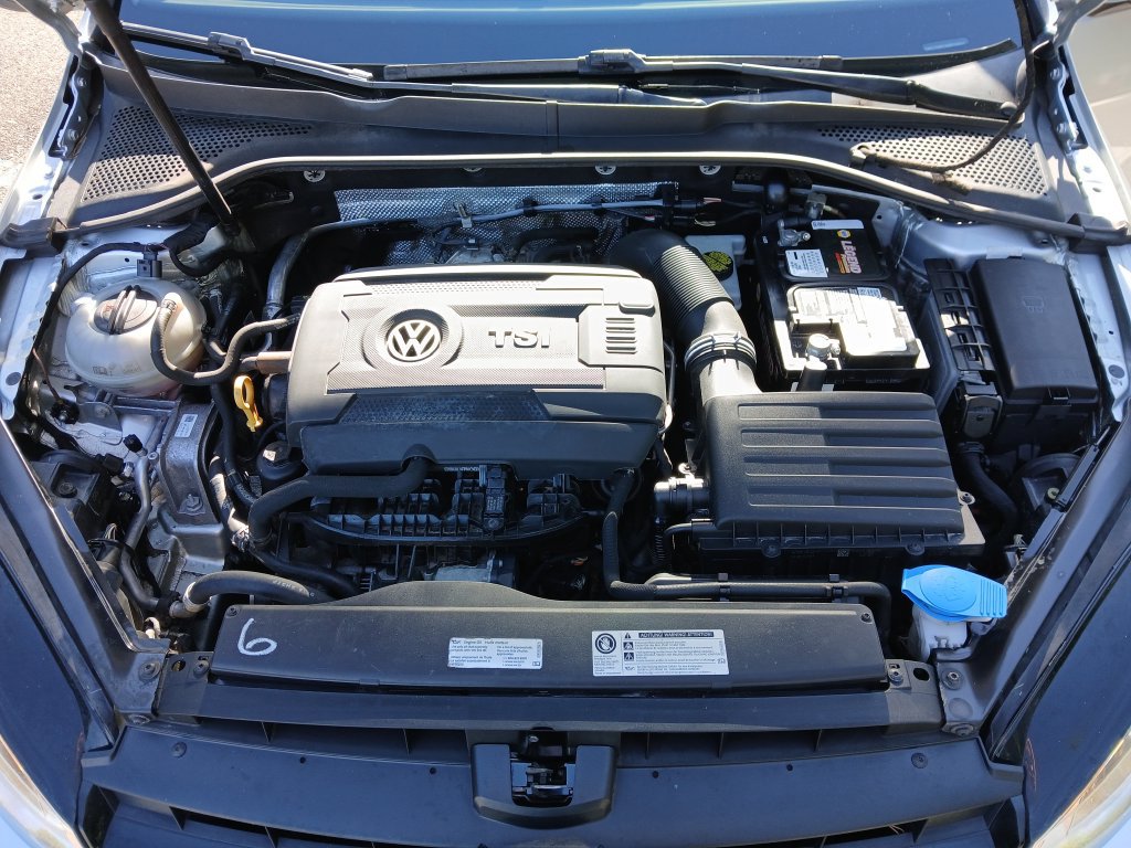 Used 2017 Volkswagen Golf SportWagen FWD image 41
