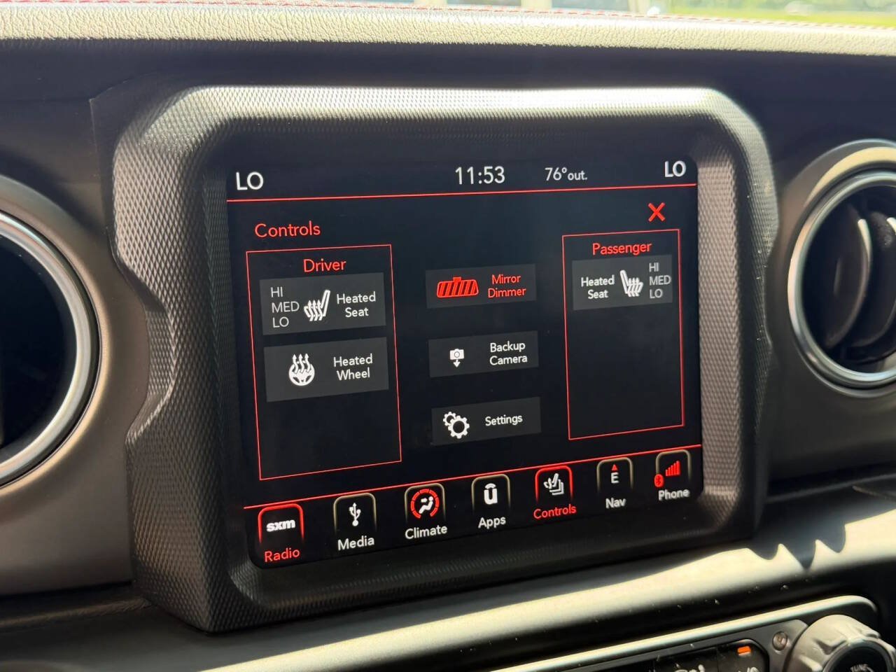 Used 2018 Jeep Wrangler Unlimited Rubicon AWD/4WD image 17
