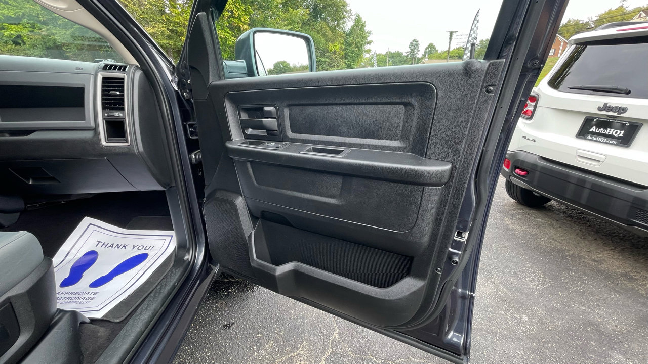 Used 2018 RAM 1500 Express w/ Express Value Package image 25