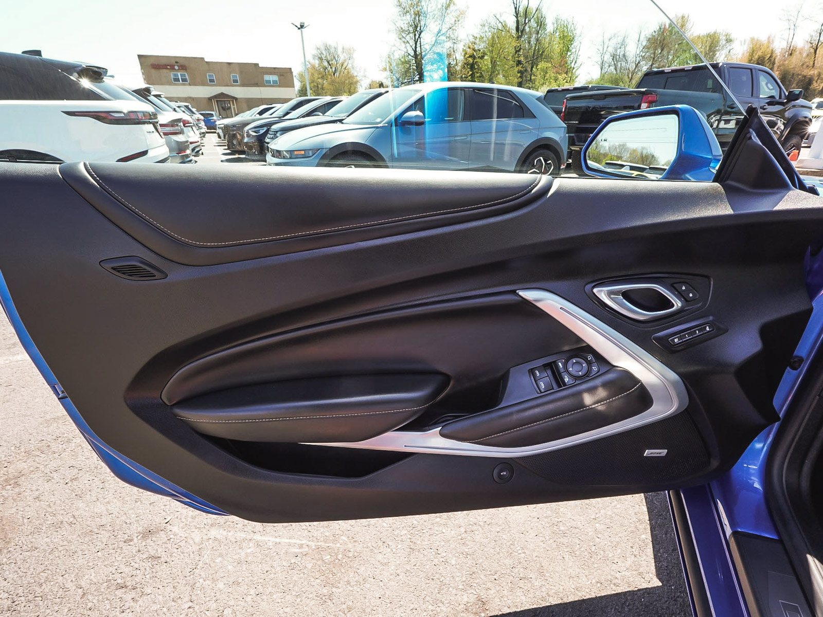 Used 2018 Chevrolet Camaro SS RWD image 17