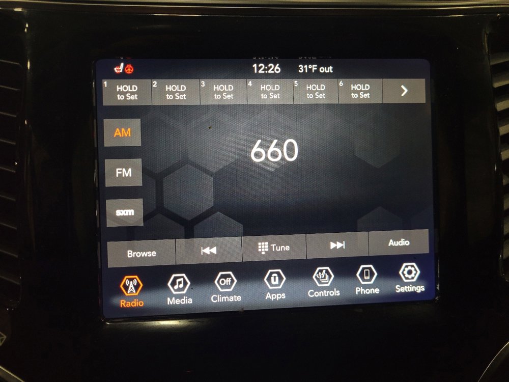 Used 2019 Jeep Cherokee Limited image 25