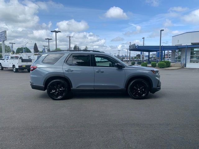 Used 2025 Honda Pilot Black Edition image 9