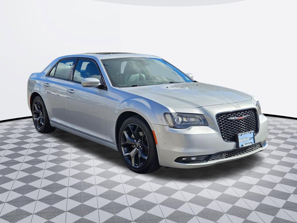Used 2023 Chrysler 300 S image 8