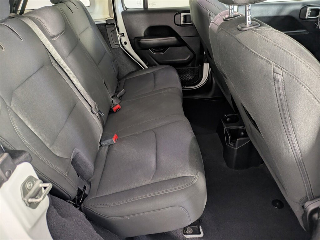 Certified 2020 Jeep Wrangler Unlimited Sahara image 29