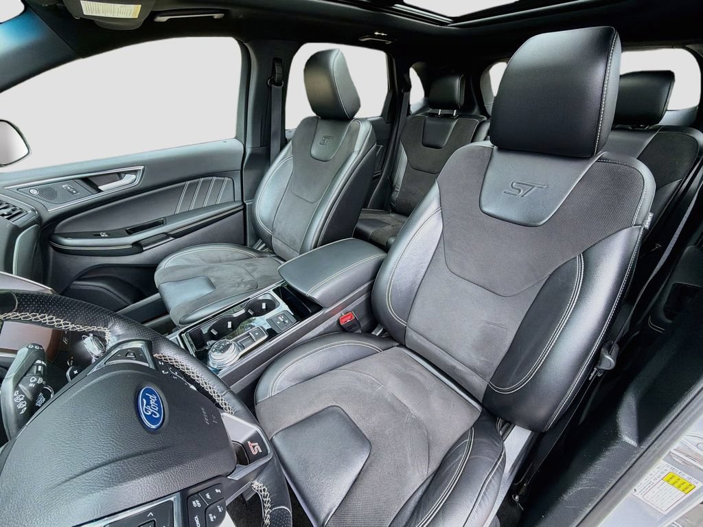 Used 2020 Ford Edge ST w/ Equipment Group 401A AWD/4WD image 24
