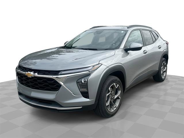 Certified 2025 Chevrolet Trax LT w/ Driver Confidence Package image 1
