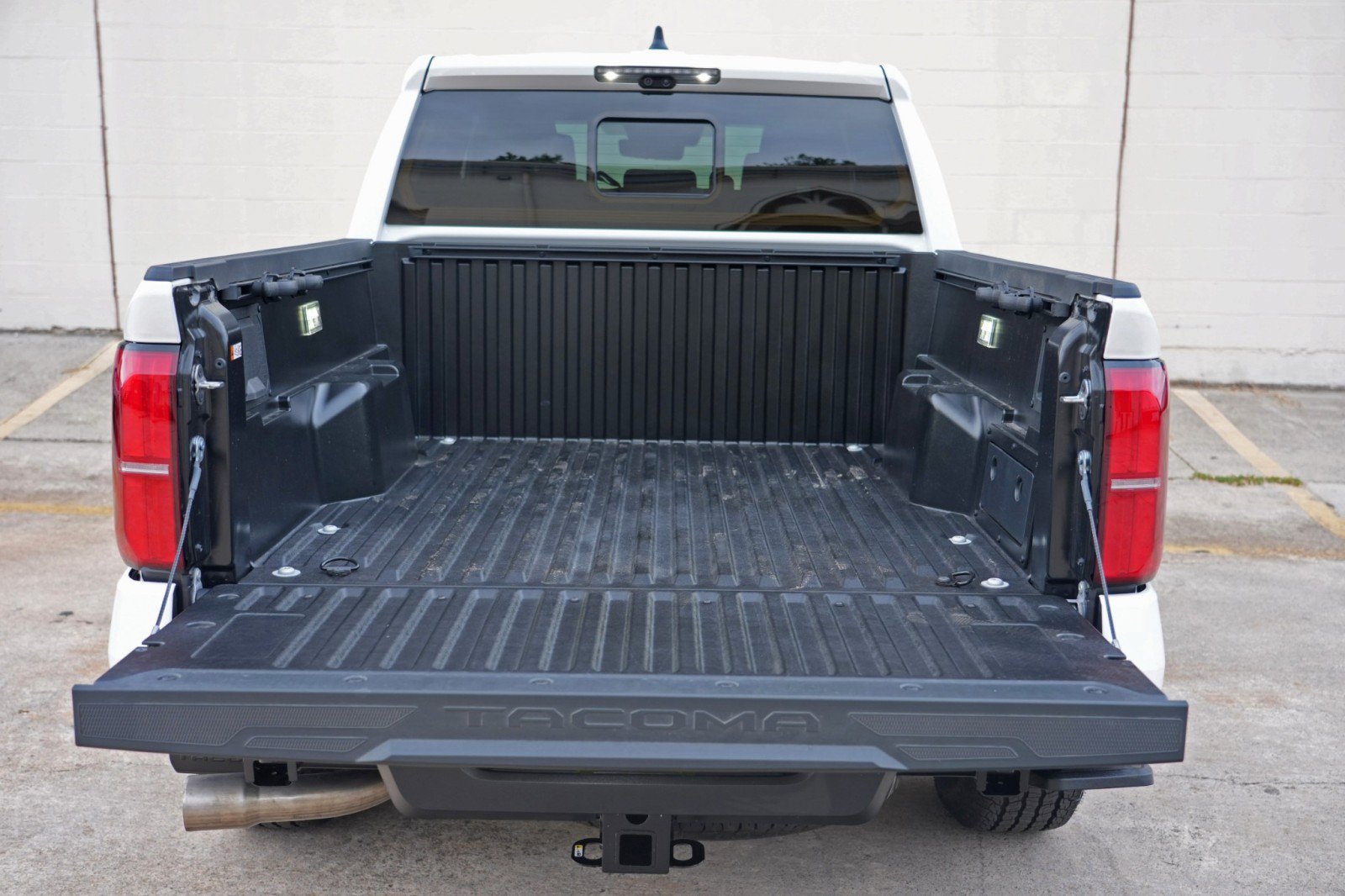 Used 2026 Toyota Tacoma TRD Off-Road w/ TRD Off Road Premium Package AWD/4WD image 10