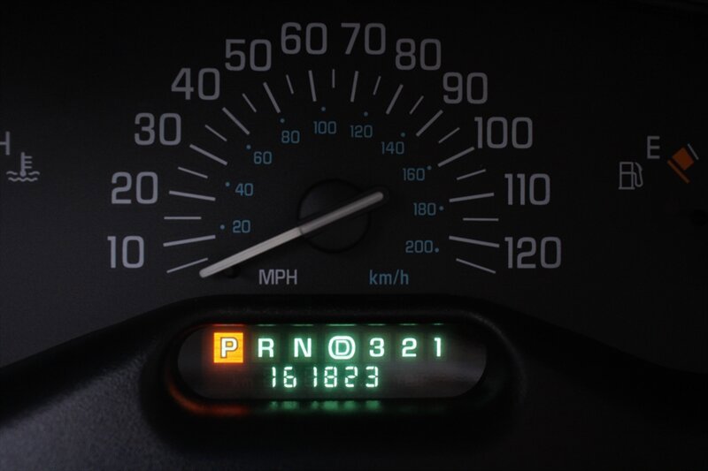 Used 1999 Buick Century Limited FWD image 7