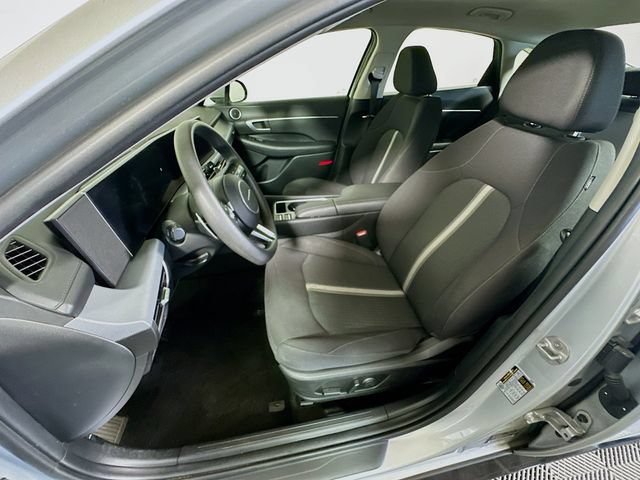 Used 2025 Hyundai Sonata SEL FWD image 12