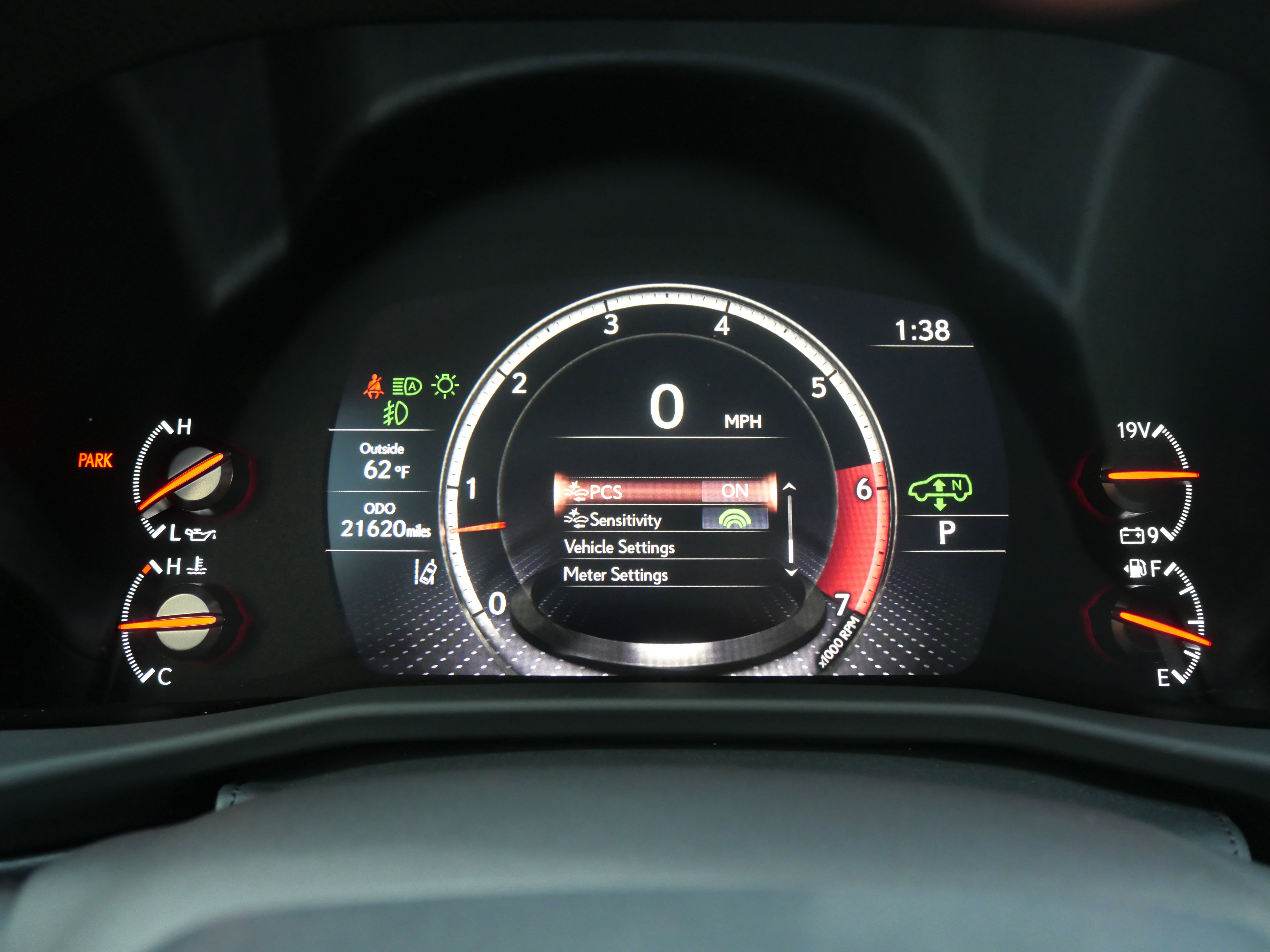 Used 2023 Lexus LX 600 F Sport image 35