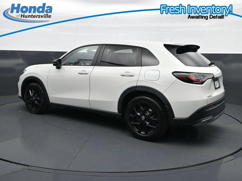 Used 2024 Honda HR-V Sport image 7