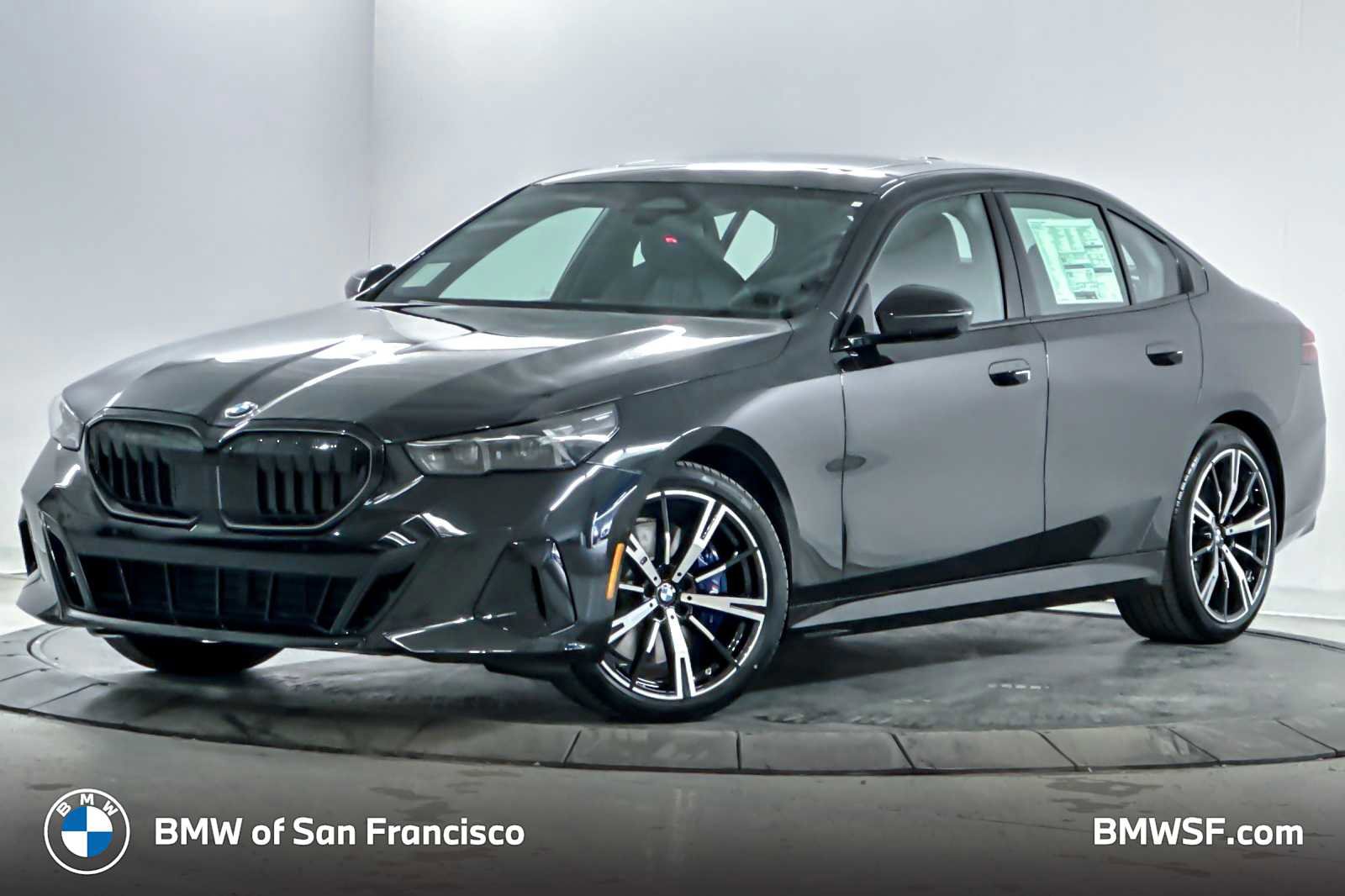 New 2026 BMW 540i xDrive w/ M Sport Package video 1