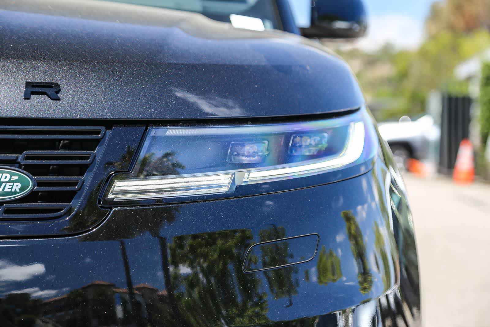 New 2026 Land Rover Range Rover Sport SE AWD/4WD image 11