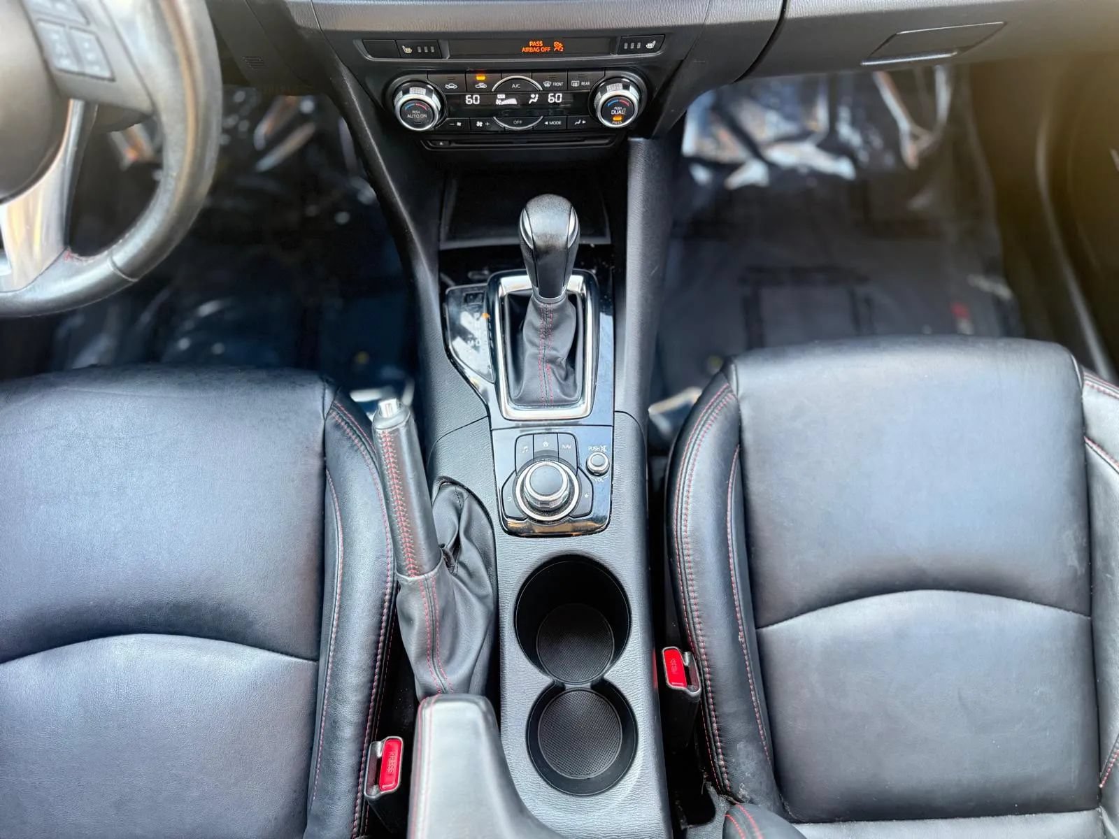 Used 2014 MAZDA MAZDA3 i Grand Touring FWD image 18