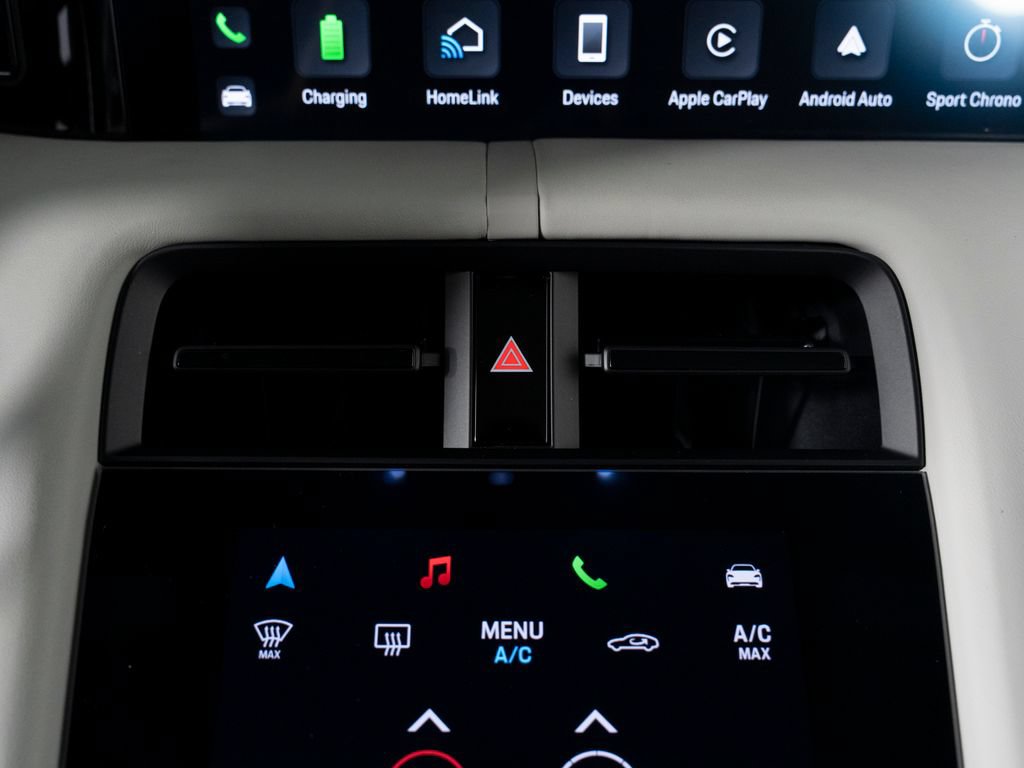 Certified 2022 Porsche Taycan 4S AWD/4WD image 32