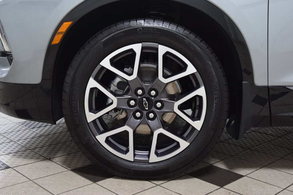 Used 2024 Chevrolet Blazer RS w/ Enhanced Convenience Package AWD/4WD image 29