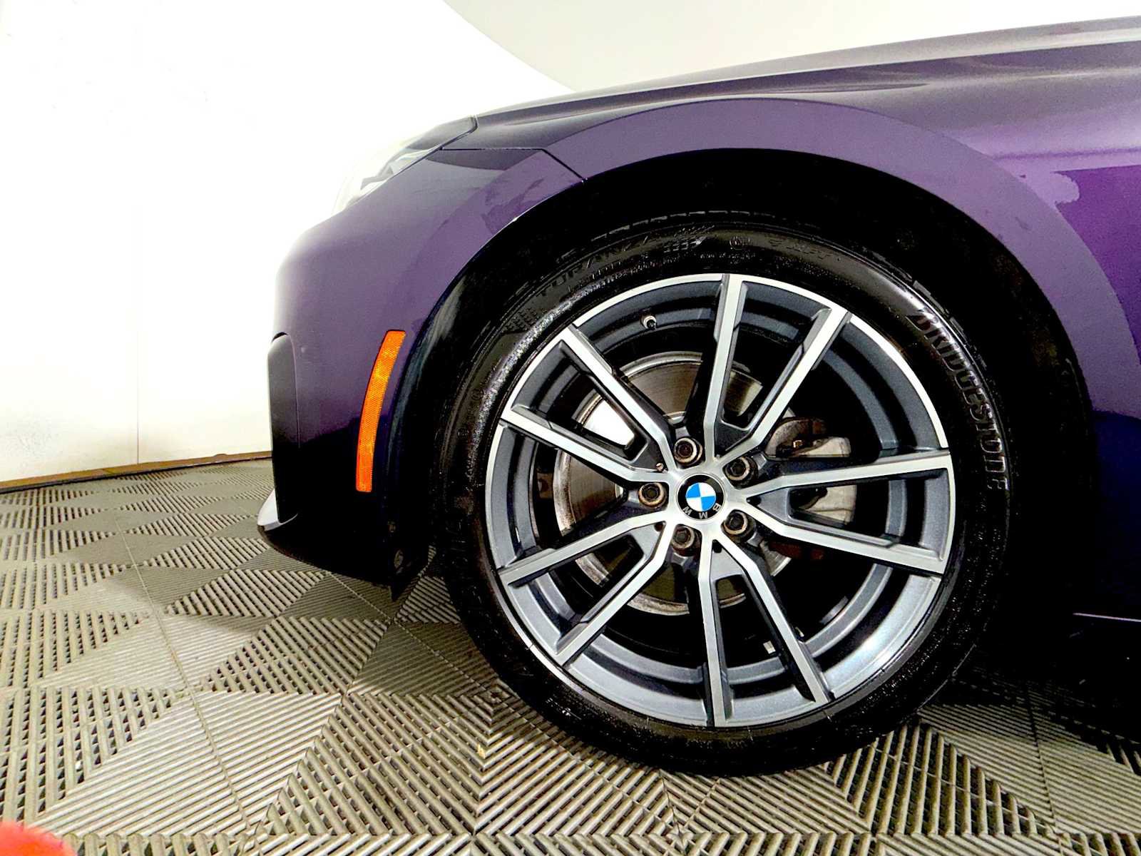 Used 2022 BMW 230i Coupe w/ Convenience Package RWD image 8