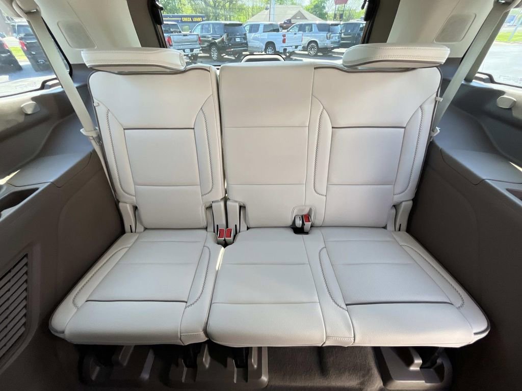 Certified 2024 GMC Yukon Denali w/ Denali Reserve Package RWD image 15