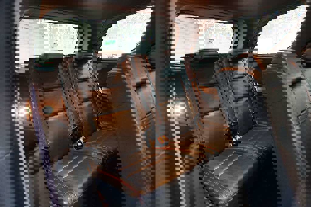 Used 2024 Dodge Durango GT image 28