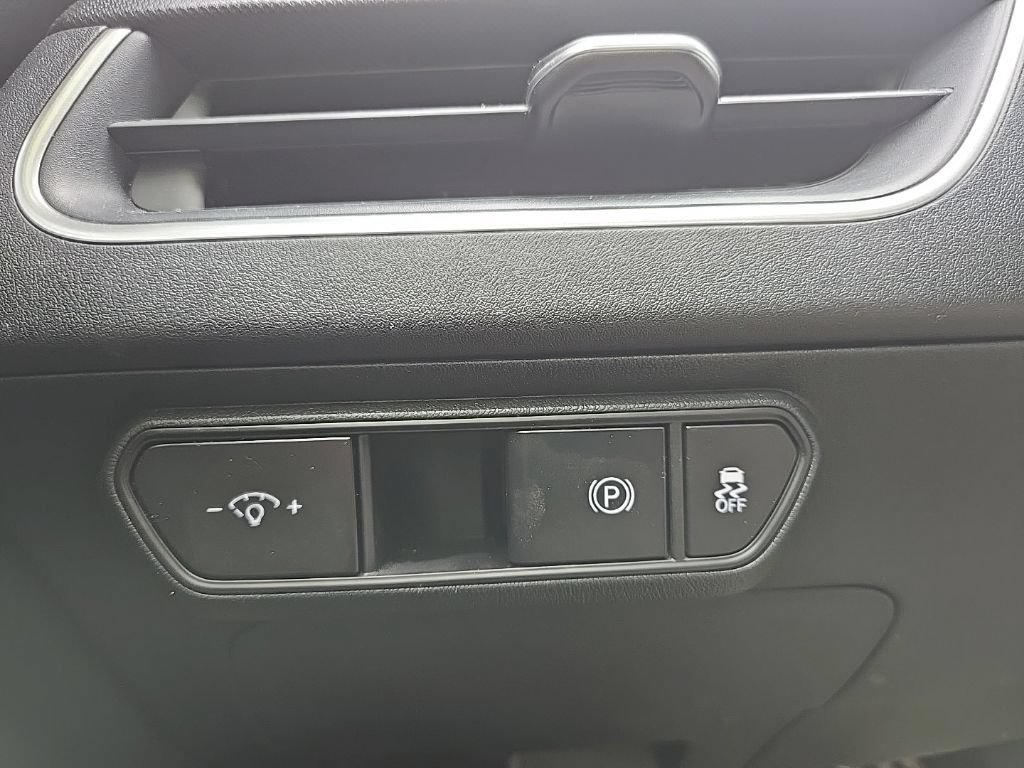Certified 2025 Kia K4 FWD image 20