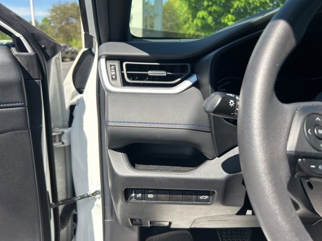 Used 2022 Toyota RAV4 XSE image 30