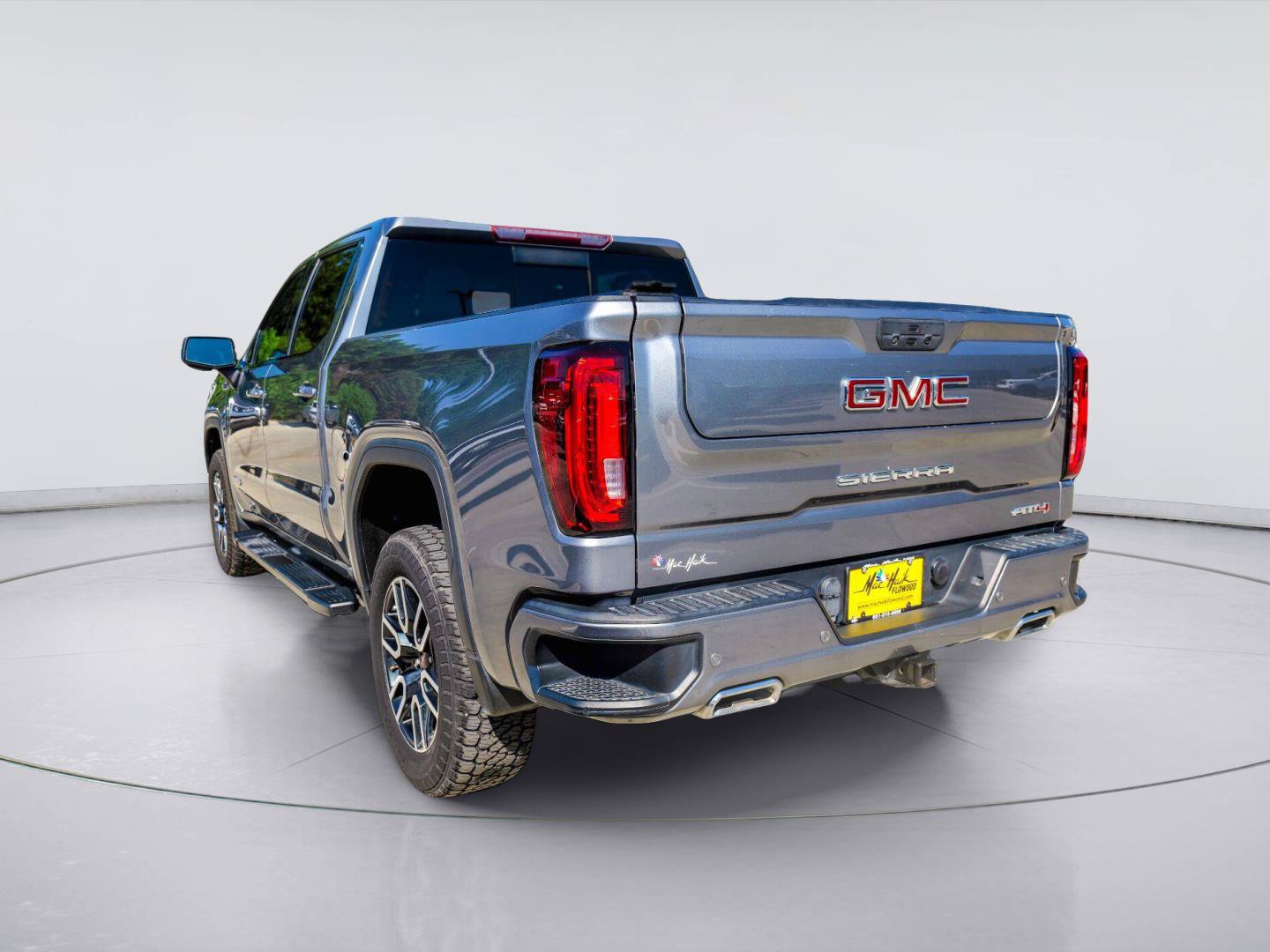 Used 2020 GMC Sierra 1500 AT4 w/ AT4 Premium Package AWD/4WD image 9