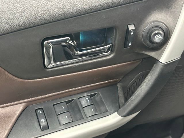 Used 2014 Ford Edge Limited w/ Driver Entry Package FWD image 13