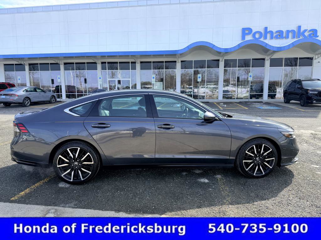 Certified 2023 Honda Accord Touring image 7